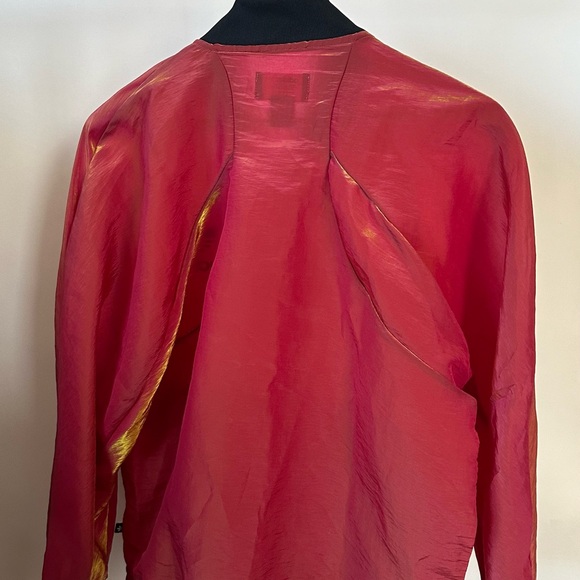 RARE FIND! ADIDAS X RITA ORA Shape Shifter Red Windbreaker Jacket Holographic/ M - Picture 11 of 11